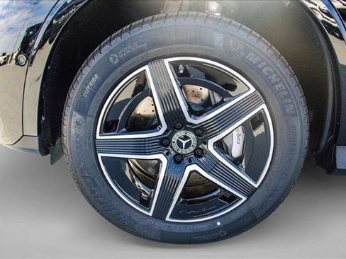 New 2026 Mercedes-Benz GLC 300 4MATIC image 9