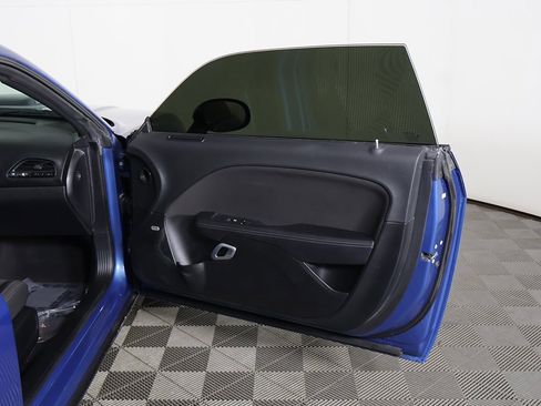 Used 2022 Dodge Challenger R/T w/ Shaker Package image 17