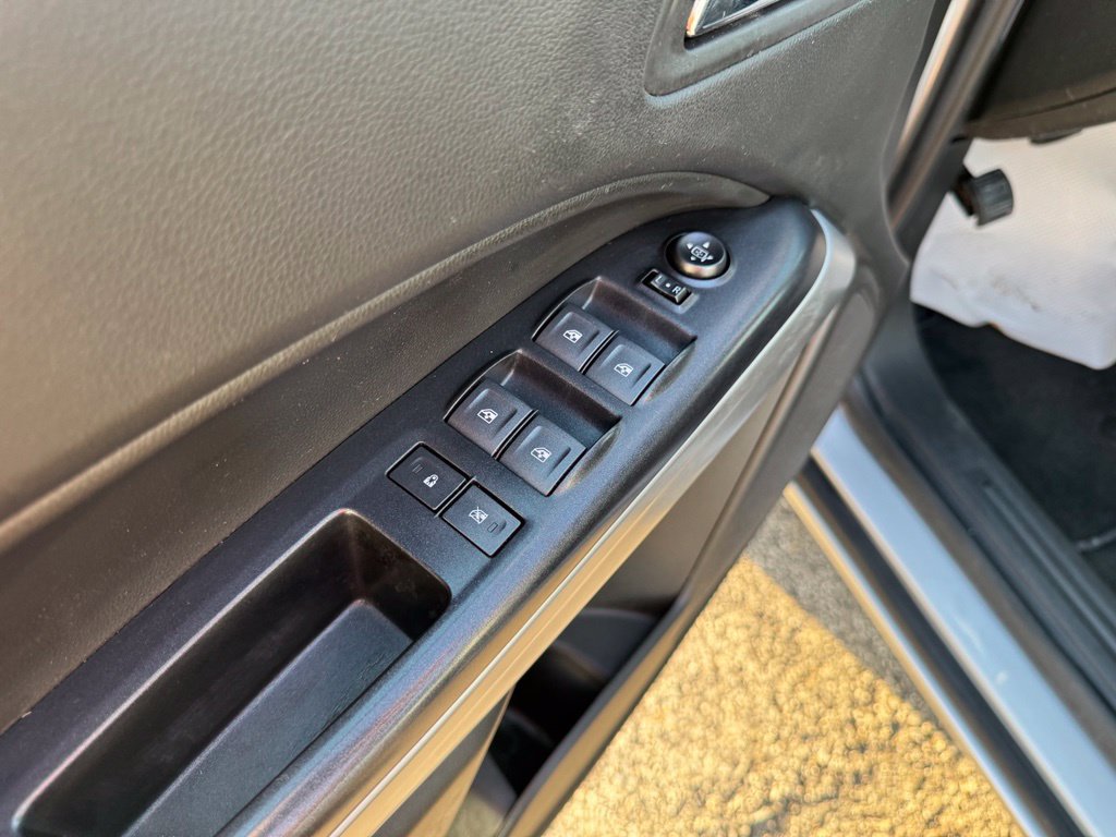 Used 2020 Chevrolet Colorado LT w/ LT Convenience Package AWD/4WD image 10