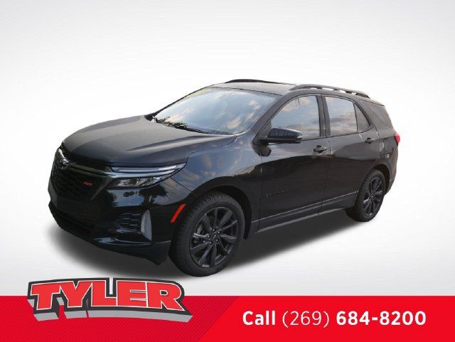 Used 2023 Chevrolet Equinox RS w/ RS Leather Package AWD/4WD image 3
