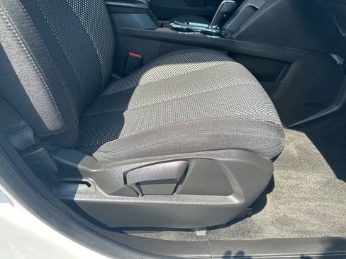 Used 2013 Chevrolet Equinox LT w/ Driver Convenience Package FWD image 11