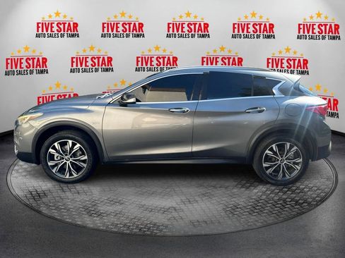 Used 2018 INFINITI QX30 Premium w/ Cargo Package image 4