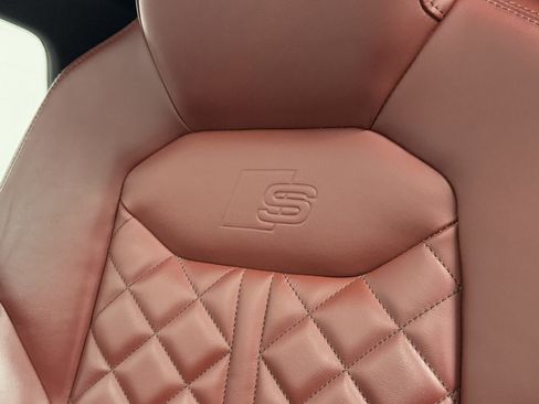 Used 2021 Audi SQ7 Premium Plus w/ Driver Assistance Package image 17