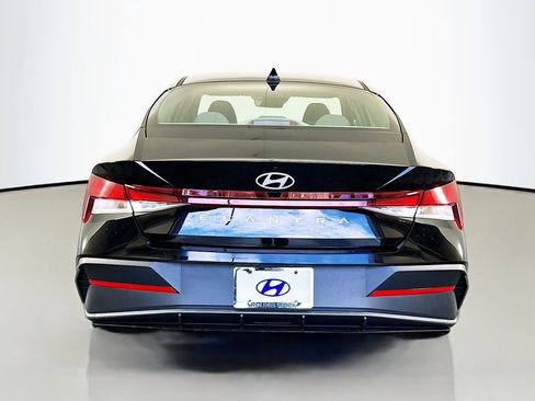 New 2026 Hyundai Elantra SE w/ Cargo Package FWD image 6