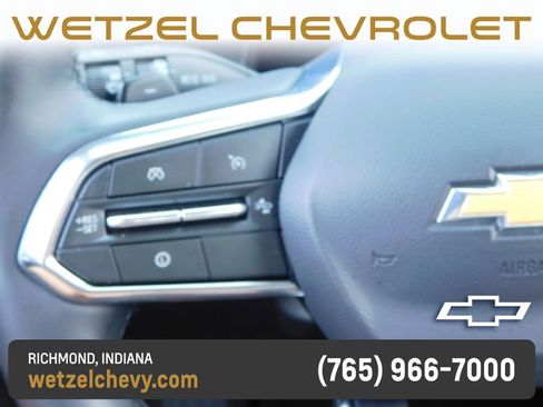 Used 2026 Chevrolet Equinox LT AWD/4WD image 27