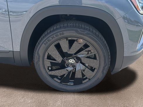 New 2026 Volkswagen Atlas SE AWD/4WD image 9