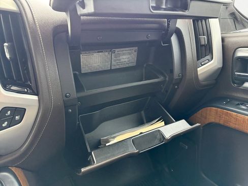 Used 2017 GMC Sierra 1500 SLT image 25