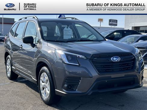Used 2023 Subaru Forester image 1