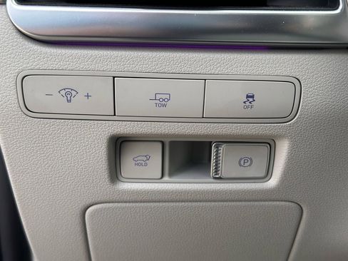 Used 2025 Hyundai Palisade Calligraphy image 32