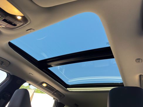 Used 2026 INFINITI QX60 Luxe w/ Cargo Package FWD image 12