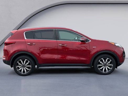 Used 2018 Kia Sportage EX w/ EX Sport Appearance Package image 6