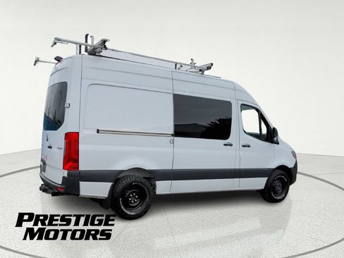 Used 2022 Mercedes-Benz Sprinter 2500 w/ Parking Package image 5