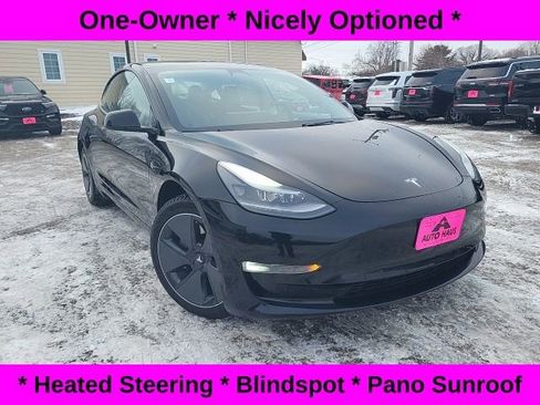 Used 2022 Tesla Model 3 Long Range image 1