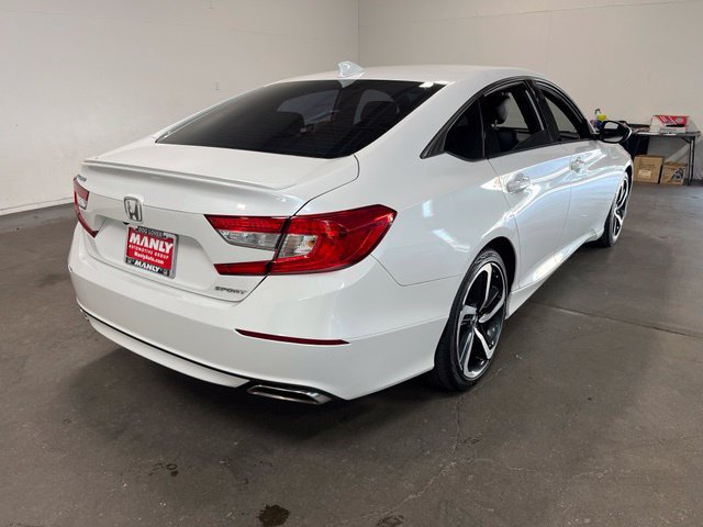 Used 2019 Honda Accord Sport image 3