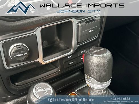 Used 2024 Jeep Gladiator Sport image 26