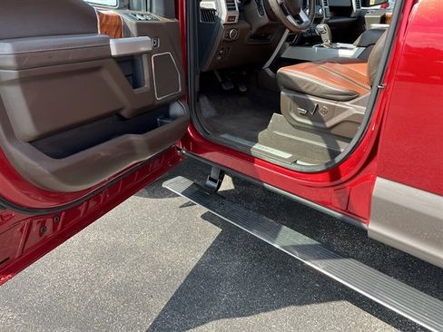 Used 2018 Ford F150 King Ranch w/ Equipment Group 601A Luxury AWD/4WD image 19