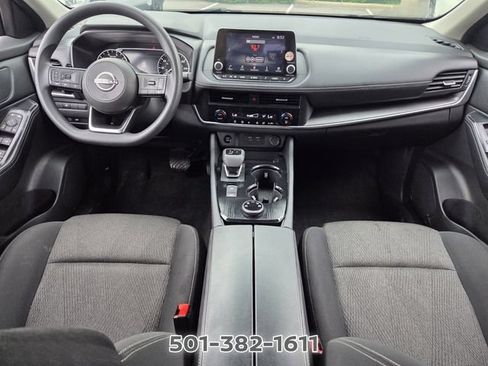 Used 2024 Nissan Rogue SV AWD/4WD image 12