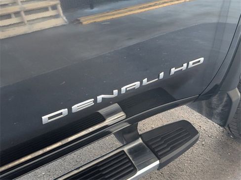 Used 2020 GMC Sierra 3500 Denali w/ Denali Ultimate Package image 14