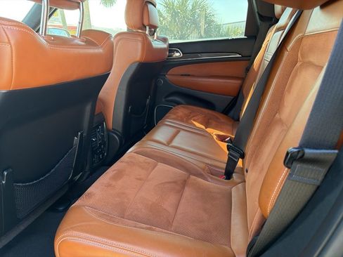 Used 2017 Jeep Grand Cherokee SRT w/ Trailer Tow Group IV image 12