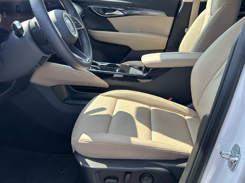 Used 2024 Buick Envision Preferred AWD/4WD image 18