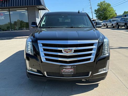 Used 2016 Cadillac Escalade ESV Premium AWD/4WD image 24
