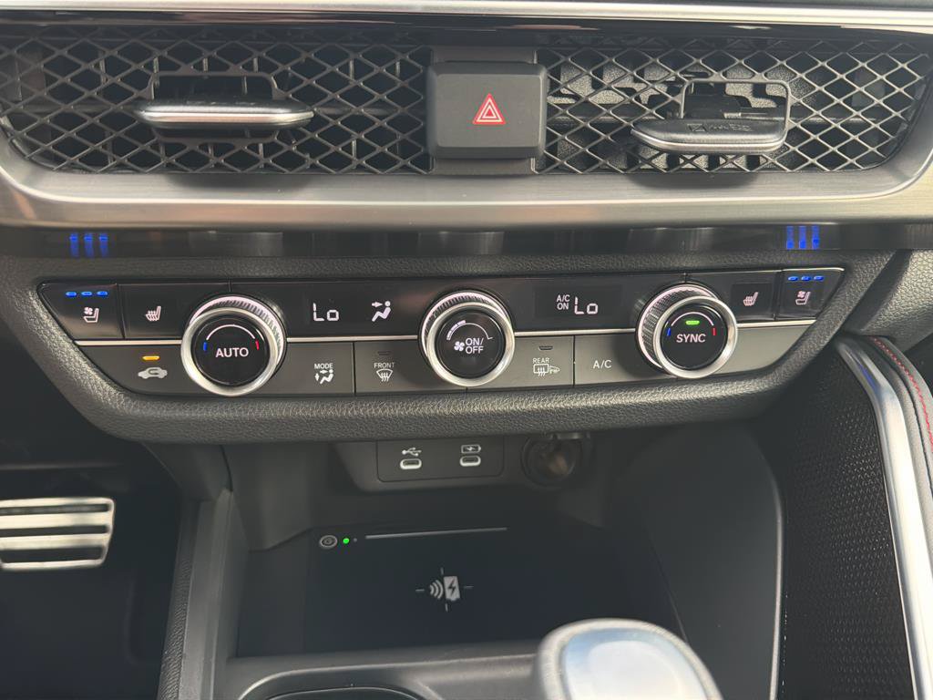 Certified 2025 Acura ADX A-Spec AWD/4WD image 16