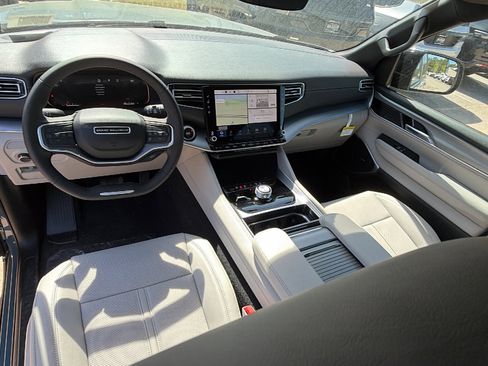 New 2026 Jeep Grand Wagoneer Limited AWD/4WD image 21