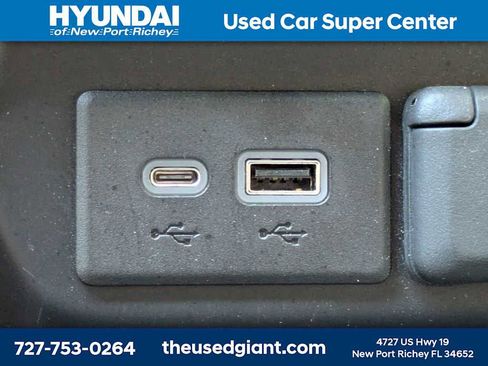 Used 2020 Chevrolet Silverado 1500 High Country w/ Technology Package image 31