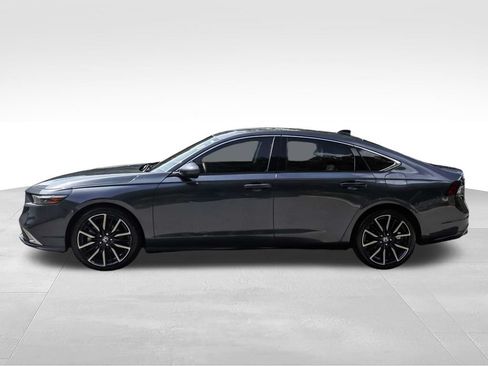 Used 2023 Honda Accord Touring image 13