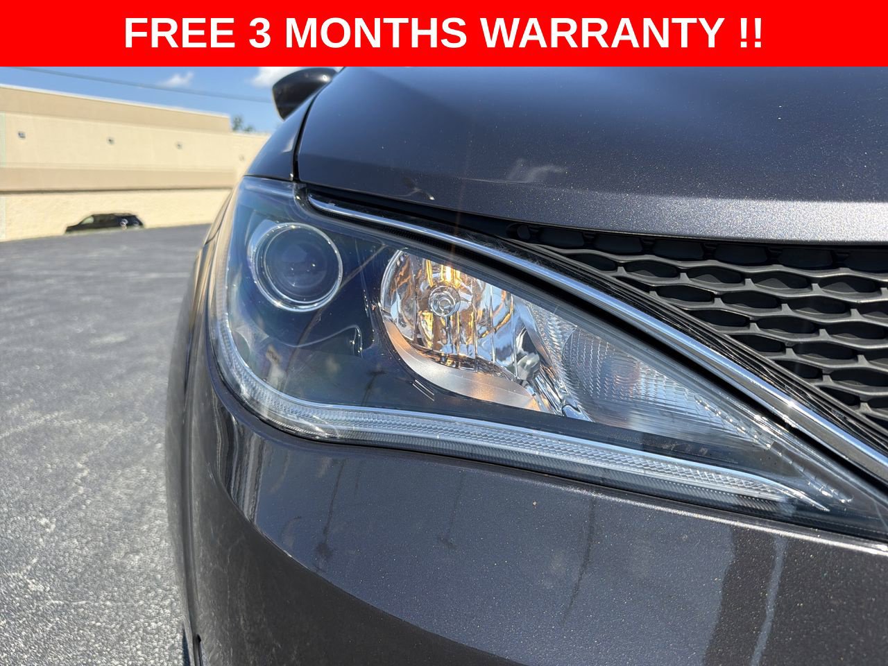 Used 2017 Chrysler Pacifica Touring-L FWD image 36