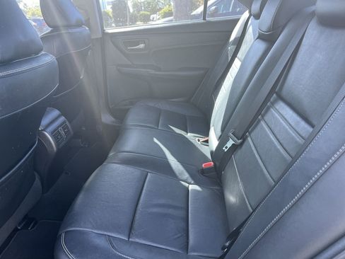 Used 2017 Toyota Camry XLE image 32