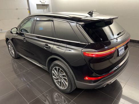 Used 2022 Lincoln Corsair AWD w/ Equipment Group 101A image 4