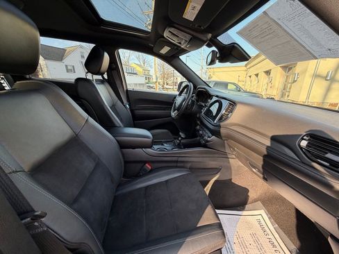 Used 2022 Dodge Durango GT image 11