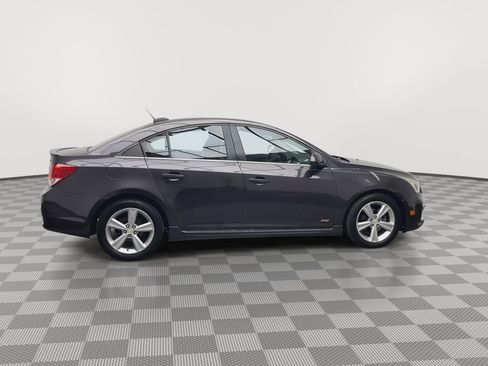 Used 2015 Chevrolet Cruze LT w/ RS Package image 33
