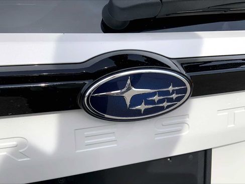 Used 2025 Subaru Forester Premium AWD/4WD image 33