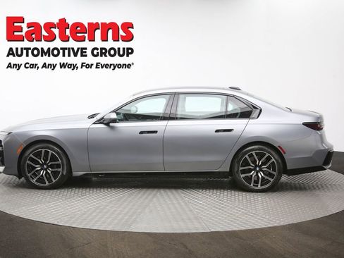 Used 2023 BMW 740i w/ Executive Package RWD image 64