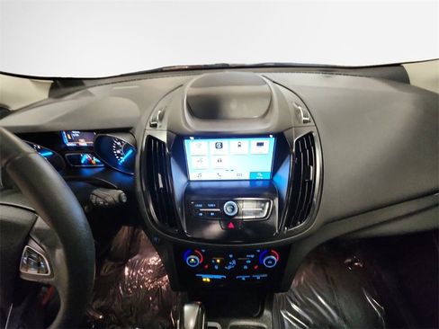 Used 2019 Ford Escape SEL image 22