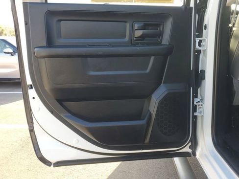 Used 2018 RAM 2500 Tradesman w/ Snow Chief Group image 11