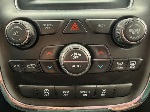 Used 2017 Dodge Durango SXT w/ 3rd Row Seating Group image 16