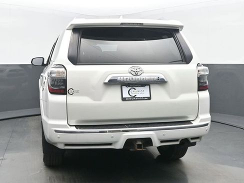Used 2017 Toyota 4Runner Limited image 5