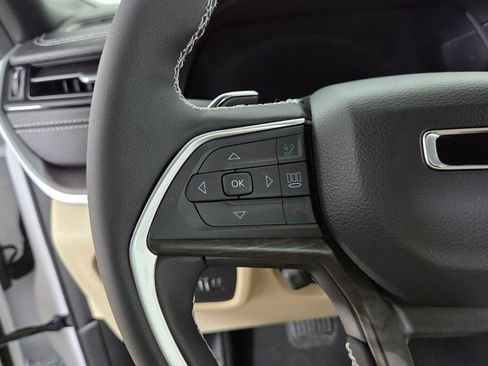 New 2026 Jeep Grand Cherokee Limited image 16