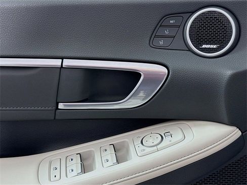 Used 2023 Hyundai Sonata Limited w/ Cargo Package image 14