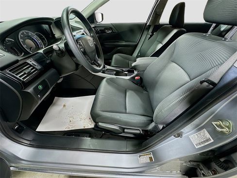 Used 2016 Honda Accord LX image 21
