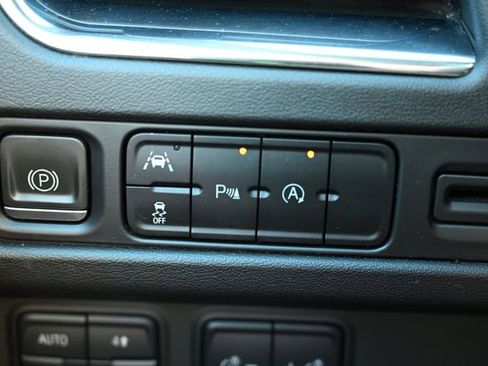 Used 2023 Chevrolet Tahoe LT image 35