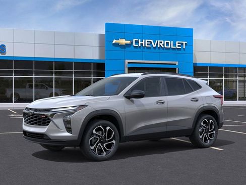 New 2026 Chevrolet Trax RS image 2