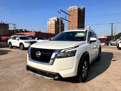 Certified 2022 Nissan Pathfinder SL