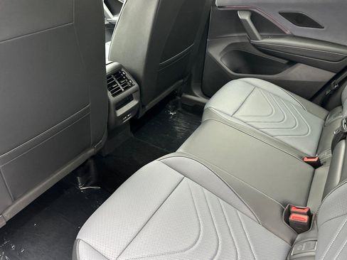 New 2026 Volkswagen Tiguan SE image 11