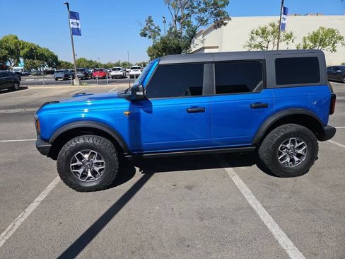 Used 2023 Ford Bronco Badlands AWD/4WD image 4