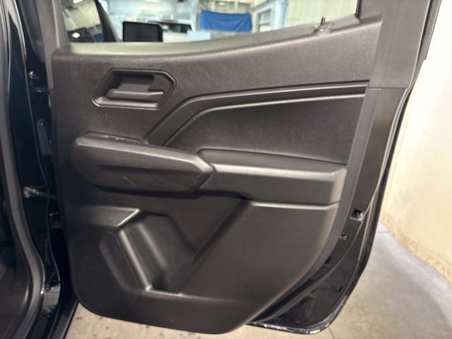 Used 2024 Chevrolet Colorado Trail Boss w/ Advanced Trailering Package AWD/4WD image 33