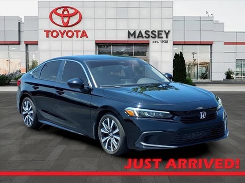 Used 2022 Honda Civic EX image 1